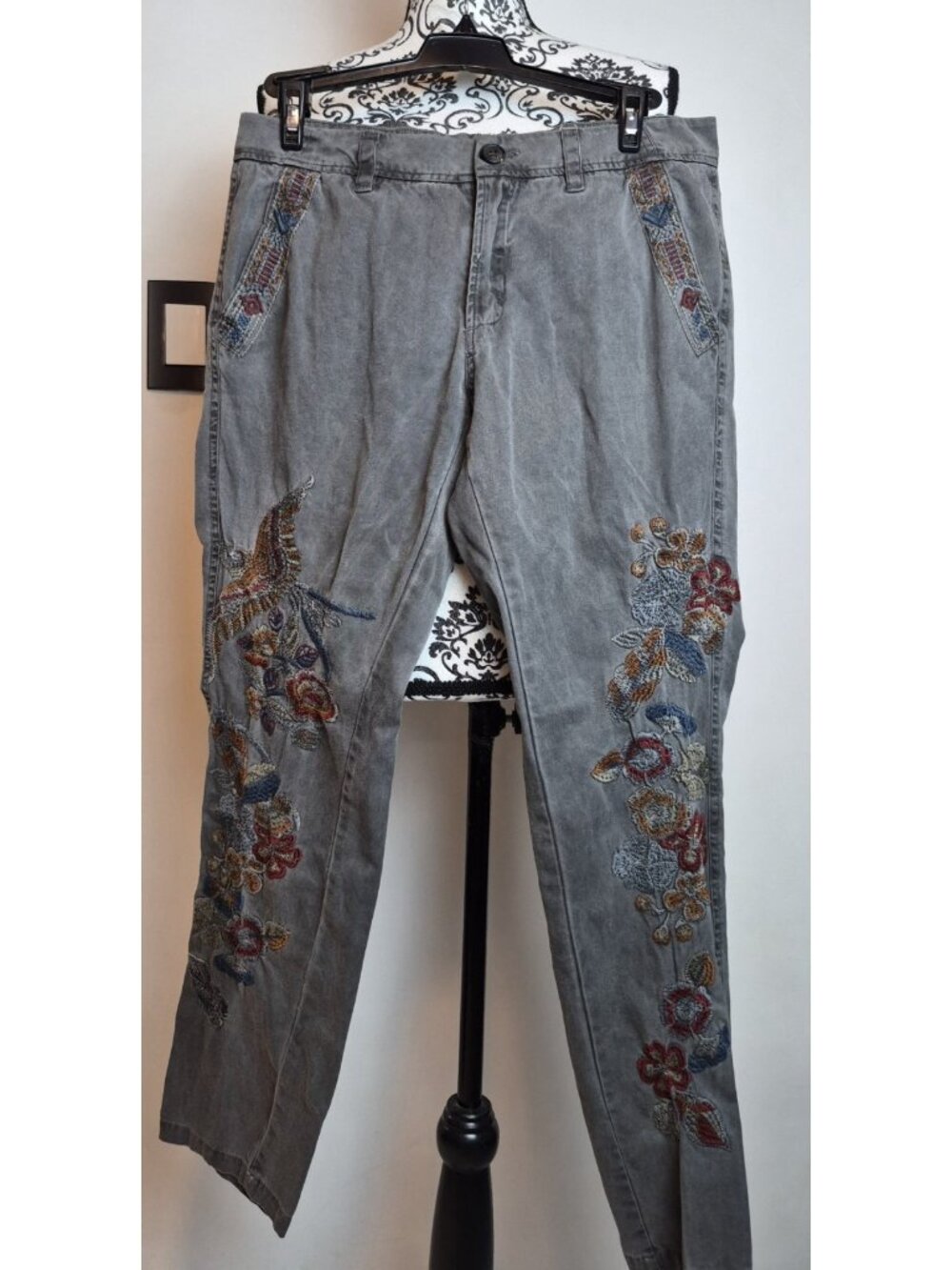 Johnny Was Floral Embroidered Chino Pants XS Gray Boho Cotton Slim Fit